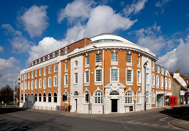 36 Windsor Street, Uxbridge - outside